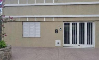 VENTA CASA + DPTO  BARRIO CONSOLATA
