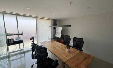 Edificio con dos Lofts, Local comercial y Estacionamientos