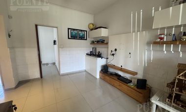 Casa en  venta en Carlos Croce al 1500