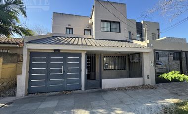 Casa en  venta en Carlos Croce al 1500