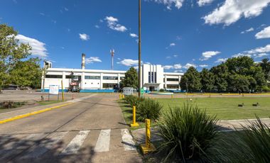 ALQUILER - DEPOSITO - HURLINGHAM - NAVE INDUSTRIAL 4300 m2