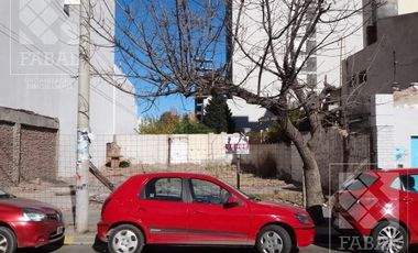 Terreno venta centro Neuquén, 12 x 30 apto desarrollo inmobiliario