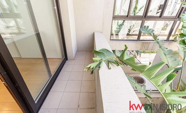 Casa en venta, 4 dormitorios en Barrio Parque, reciclado, con pileta y escritorio