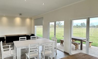 Descubre tu nueva casa en el campo en Zapiola, Lobos