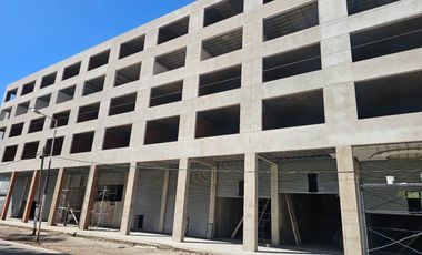 Oficina en venta en Canning cerca de la ruta  58 y del shopping Las Toscas