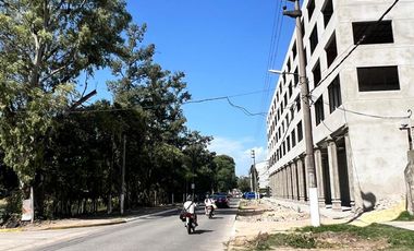 Oficina en venta en Canning cerca de la ruta  58 y del shopping Las Toscas