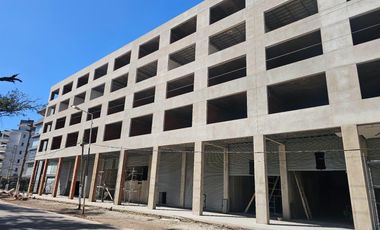 Oficina en venta en Canning cerca de la ruta  58 y del shopping Las Toscas