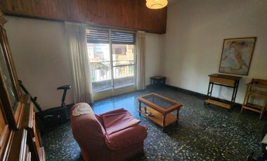 Casa con galpon