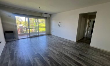 Departamento de 3 amb, con terraza propia, Morón