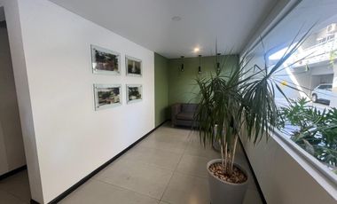 Departamento de 3 amb, con terraza propia, Morón