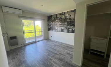Departamento de 3 amb, con terraza propia, Morón