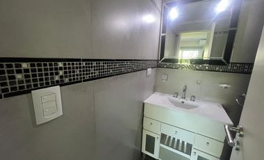 Departamento de 3 amb, con terraza propia, Morón