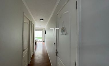 Casa en arriendo c/ estacionamiento en La Florida Alto