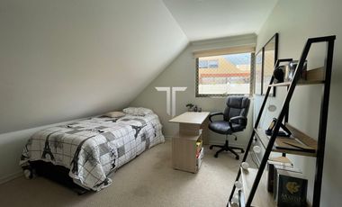 Casa en arriendo c/ estacionamiento en La Florida Alto