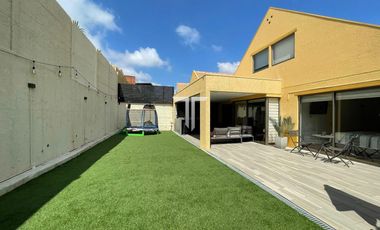 Casa en arriendo c/ estacionamiento en La Florida Alto
