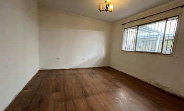 SE ARRIENDA CASA 2D-1B-ESTACIONAMIENTO -CERCA  METRO CIUDAD DEL NIÑO-SAN MIGUEL