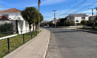 SE ARRIENDA CASA 2D-1B-ESTACIONAMIENTO -CERCA  METRO CIUDAD DEL NIÑO-SAN MIGUEL