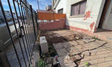SE ARRIENDA CASA 2D-1B-ESTACIONAMIENTO -CERCA  METRO CIUDAD DEL NIÑO-SAN MIGUEL
