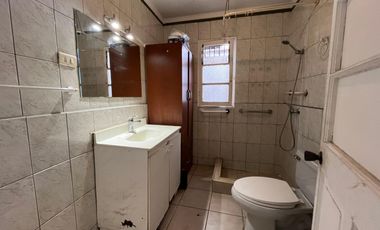SE ARRIENDA CASA 2D-1B-ESTACIONAMIENTO -CERCA  METRO CIUDAD DEL NIÑO-SAN MIGUEL