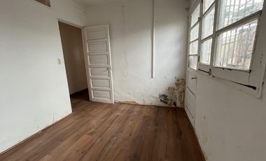 SE ARRIENDA CASA 2D-1B-ESTACIONAMIENTO -CERCA  METRO CIUDAD DEL NIÑO-SAN MIGUEL