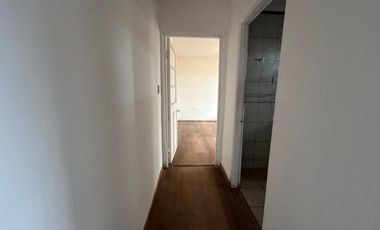 SE ARRIENDA CASA 2D-1B-ESTACIONAMIENTO -CERCA  METRO CIUDAD DEL NIÑO-SAN MIGUEL
