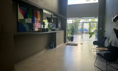 Depto Edificio Santa Clara/metro Ovalle