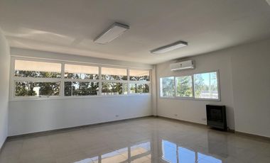 Alquiler Base y Edificio Comercial Centenario sobre Ruta 7 Neuquen