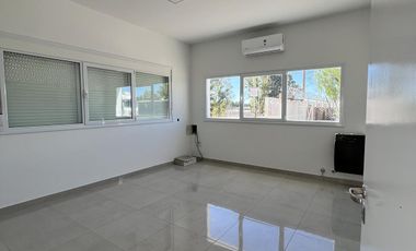 Alquiler Base y Edificio Comercial Centenario sobre Ruta 7 Neuquen