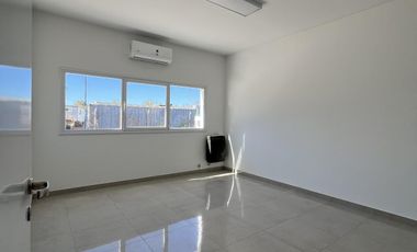 Alquiler Base y Edificio Comercial Centenario sobre Ruta 7 Neuquen