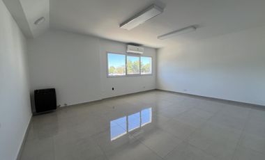 Alquiler Base y Edificio Comercial Centenario sobre Ruta 7 Neuquen