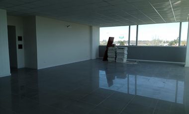 Oficina - Guillermo E Hudson