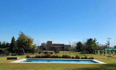 NUEVO VALOR! FINANCIA! Venta/ALQUILER Casa en Chacras de La Reserva, Campana.
