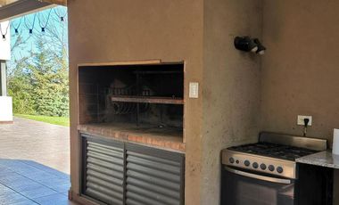 NUEVO VALOR! FINANCIA! Venta/ALQUILER Casa en Chacras de La Reserva, Campana.