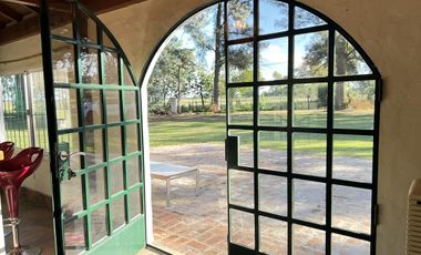 Se vende esta esplendida casa totalmente refaccionada a nueva en La Araucaria
