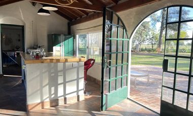 Se vende esta esplendida casa totalmente refaccionada a nueva en La Araucaria