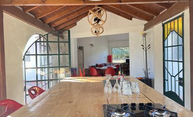 Se vende esta esplendida casa totalmente refaccionada a nueva en La Araucaria