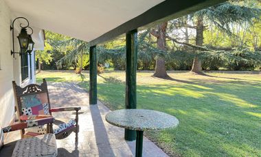 Se vende esta esplendida casa totalmente refaccionada a nueva en La Araucaria