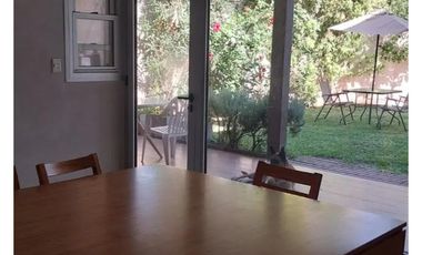 Casa 6 Ambientes refaccionada a nuevo con jardin terraza y cochera