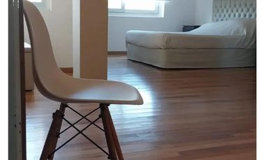 Casa 6 Ambientes refaccionada a nuevo con jardin terraza y cochera