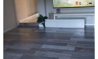Casa 6 Ambientes refaccionada a nuevo con jardin terraza y cochera