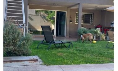 Casa 6 Ambientes refaccionada a nuevo con jardin terraza y cochera