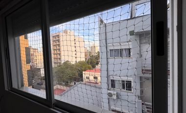Departamento en alquiler dos ambientes con ascensor y balcón