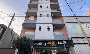 Departamento en alquiler dos ambientes con ascensor y balcón