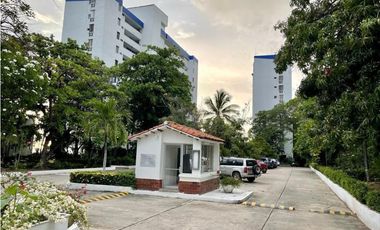 Rento Apartamento en Primera Línea del Mar cerca al Decameron