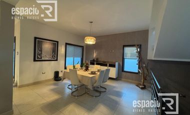 CASA EN VENTA EN FRACCIONAMIENTO LA CANTERA