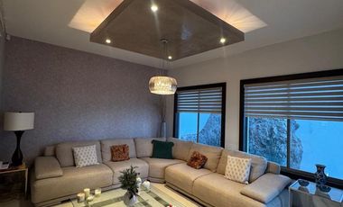 CASA EN VENTA EN FRACCIONAMIENTO LA CANTERA