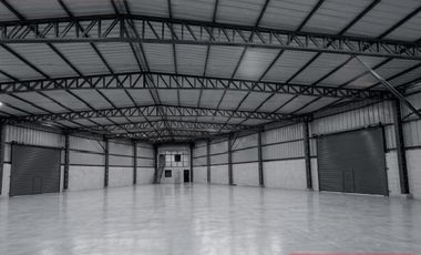 Depósito en VENTA o ALQUILER - PILAR