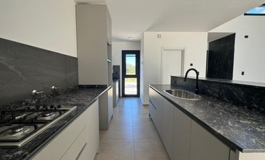 Casa a estrenar en Nuevo Malagueño | Planta baja funcional y súper luminosa