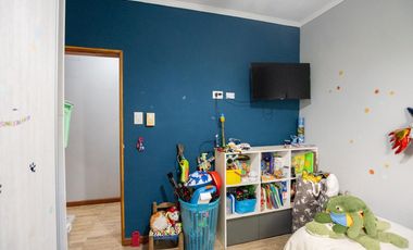 CASA DE 3 DORMITORIOS CON PILETA EN COUNTRY LOS MOLINOS