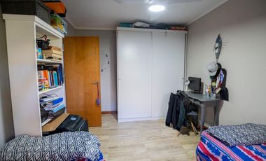 CASA DE 3 DORMITORIOS CON PILETA EN COUNTRY LOS MOLINOS
